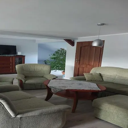 In Near Monte Cassino Street