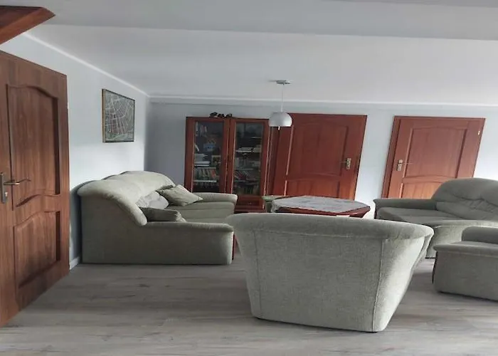 In Near Monte Cassino Street *